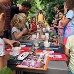 Zecamping 3 Etoiles Avec Piscine Bar Et Restaurant En Bord De Ruisseau Casa de Férias